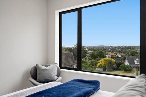 Photo of property in 50 Sandgate Avenue, Botany Downs, Auckland, 2010
