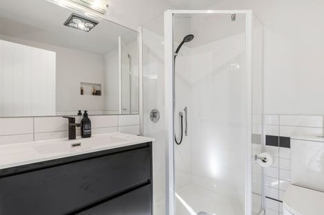 Photo of property in 65 Oregon Drive, Kelvin Heights, Queenstown, 9300