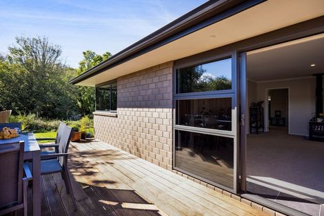 Photo of property in 50 Oberon Street, Stratford, 4332