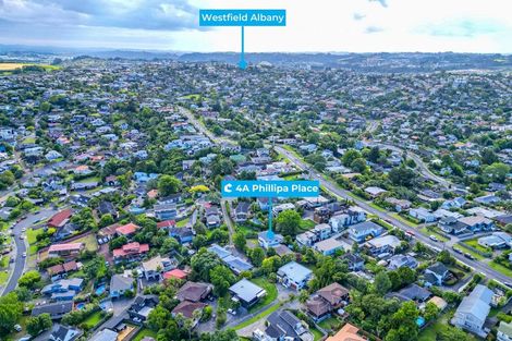 Photo of property in 1/4 Phillipa Place, Browns Bay, Auckland, 0630