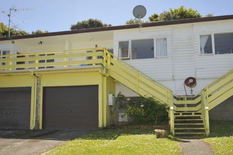 Photo of property in 2/18 Thurleigh Grove, Karori, Wellington, 6012