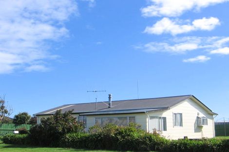 Photo of property in 4 Te Awa Street, Foxton Beach, Foxton, 4815