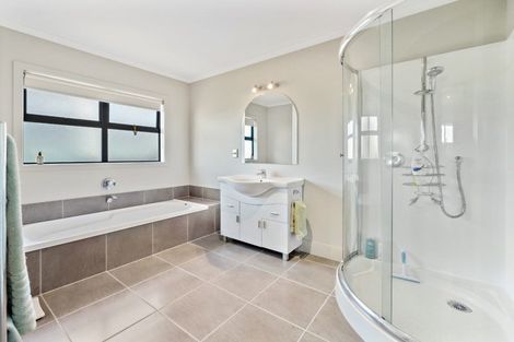 Photo of property in 39 Westminster Drive, Bethlehem, Tauranga, 3110