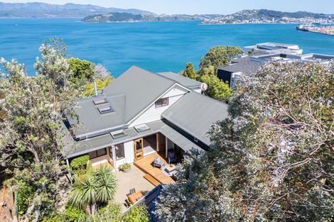 Photo of property in 8 Ranikhet Way, Khandallah, Wellington, 6035