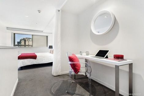 Photo of property in Monument Apartments, 3b/245 Wakefield Street, Te Aro, Wellington, 6011