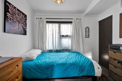 Photo of property in 15 Kowhai Street, Hawera, 4610