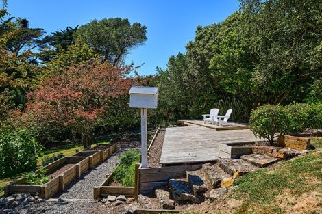 Photo of property in 389 Ohariu Valley Road, Ohariu, Wellington, 6037