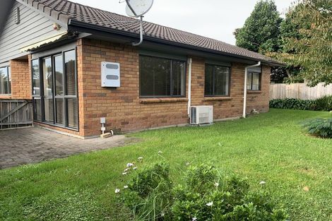 Photo of property in Waimanu Bay Village, 11/1 Piriti Drive, Te Atatu Peninsula, Auckland, 0610