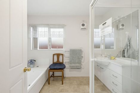 Photo of property in 13 Robert Coup Road, Kaiapoi, 7630