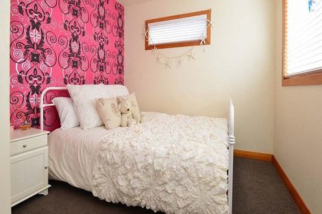 Photo of property in 18 Old North Road, Orewa, 0931