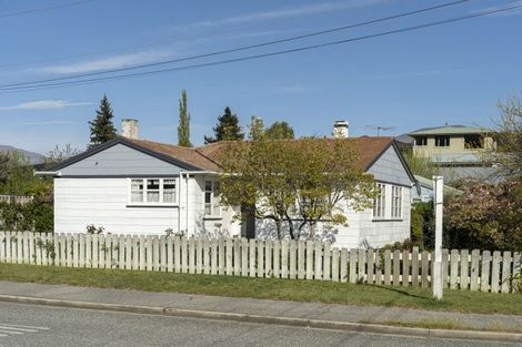 Photo of property in 64 Inniscort Street, Cromwell, 9310