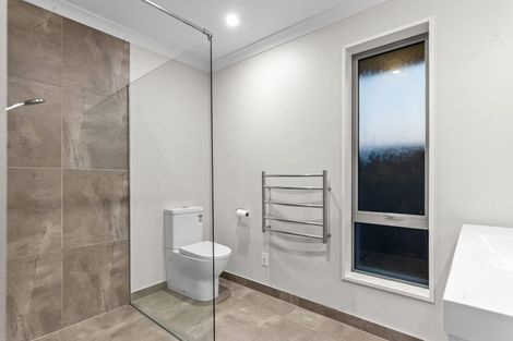 Photo of property in 217 Mairehau Road, Burwood, Christchurch, 8083