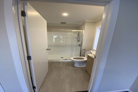 Photo of property in 32 Fernly Rise, Flat Bush, Auckland, 2019