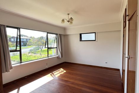 Photo of property in 8 Britton Avenue, Mount Roskill, Auckland, 1041