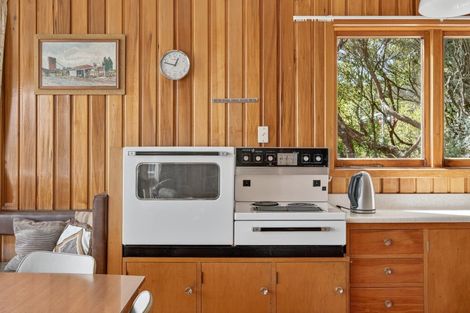 Photo of property in 393 Marine Drive, Charteris Bay, Governors Bay, 8971