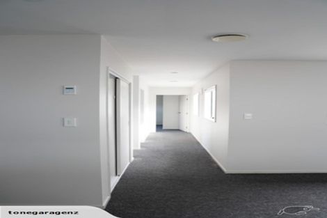 Photo of property in 13 Gala Place, Henderson, Auckland, 0612