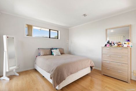 Photo of property in 37 Bellville Drive, Clendon Park, Auckland, 2103