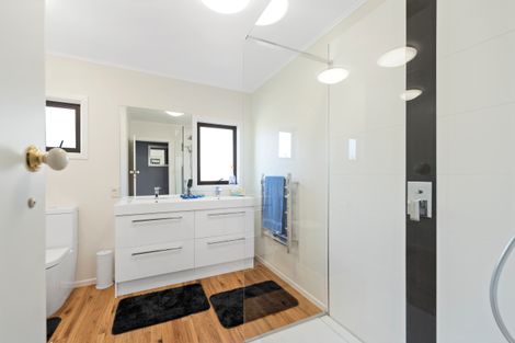 Photo of property in 124a Ranch Road, Mount Maunganui, 3116