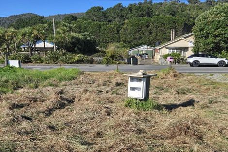 Photo of property in 21b Main Rd Ngakawau, Ngakawau, 7824