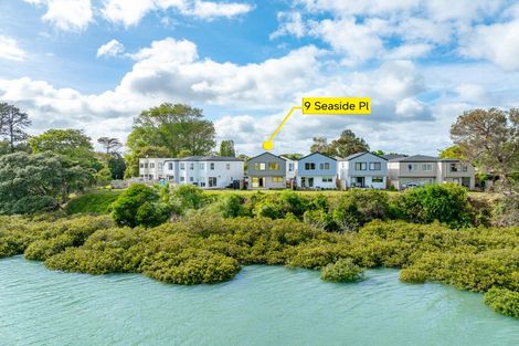 Photo of property in 9 Seaside Place, Pakuranga, Auckland, 2010