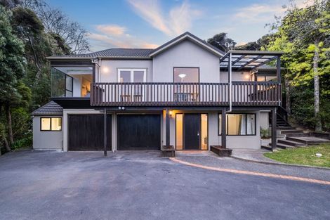 Photo of property in 5 Furneaux Grove, Whitby, Porirua, 5024