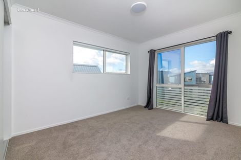 Photo of property in 10 Torea Tai Road, Hobsonville, Auckland, 0616