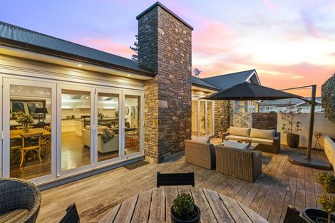 Photo of property in 62 Bretts Road, St Albans, Christchurch, 8052