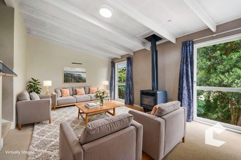 Photo of property in 36 Beaudine Avenue, Glenfield, Auckland, 0629