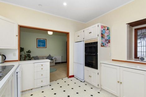 Photo of property in 29 Wadestown Road, Wadestown, Wellington, 6012