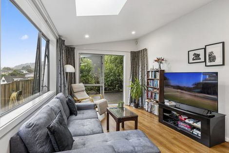 Photo of property in 29 Mascot Street, Tawa, Wellington, 5028