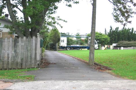 Photo of property in 27 Glendale Road, Glen Eden, Auckland, 0602