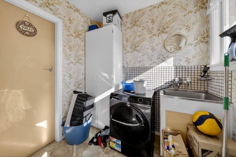 Photo of property in 77 Cutts Road, Russley, Christchurch, 8042