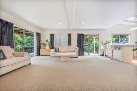 Photo of property in 205d Henderson Valley Road, Henderson, Auckland, 0612