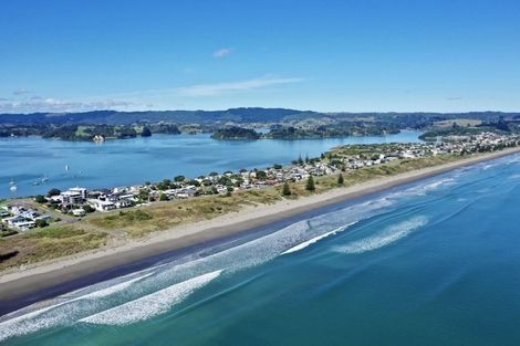 Photo of property in 338 Ocean Road, Ohope, 3121