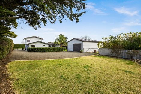 Photo of property in 37 Pitt Street, Clive, 4102