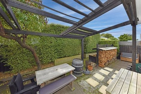 Photo of property in 42 Nortons Road, Avonhead, Christchurch, 8042