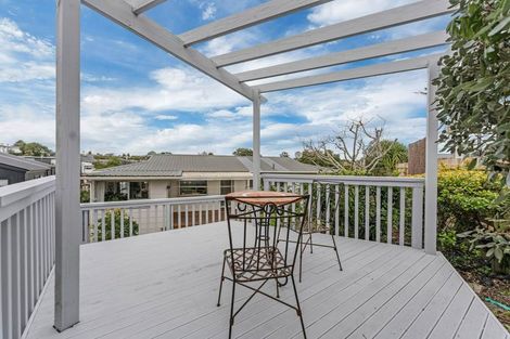 Photo of property in 4 Bacot Place, Howick, Auckland, 2014