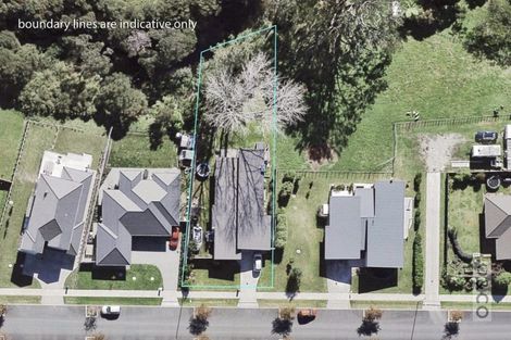 Photo of property in 12 Crabb Fields Lane, Riverhead, 0820