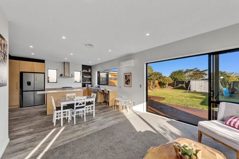 Photo of property in 188 Travis Road, New Brighton, Christchurch, 8083