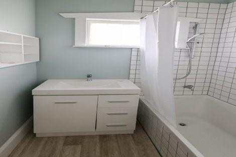 Photo of property in 32 Croydon Street, Sydenham, Christchurch, 8023