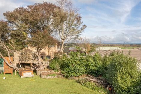 Photo of property in 5 Silhouette Way, Western Heights, Hamilton, 3200