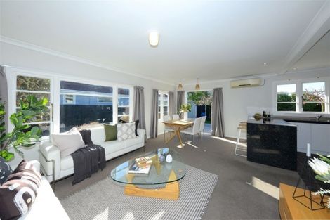 Photo of property in 2 Jameson Avenue, St Albans, Christchurch, 8052