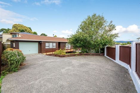 Photo of property in 1/246 Great North Road, Henderson, Auckland, 0612