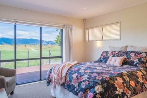 Photo of property in 58 Golf Road, Paraparaumu Beach, Paraparaumu, 5032