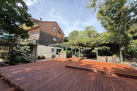 Photo of property in 11 Hebe Place, Birkenhead, Auckland, 0626