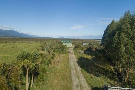Photo of property in 23/23 Alma Road, Westport, 7892