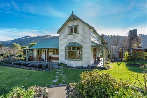 Photo of property in 1287 Okains Bay Road, Okains Bay, 7583