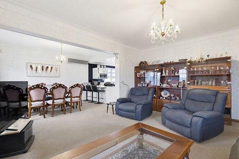 Photo of property in 27 Waikato Esplanade, Ngaruawahia, 3720