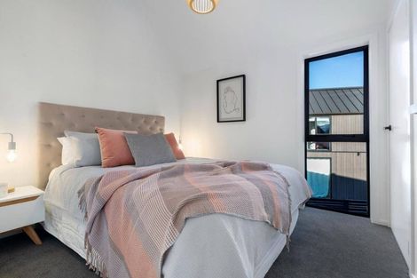 Photo of property in 7 Casterway Crescent, Jacks Point, 9371