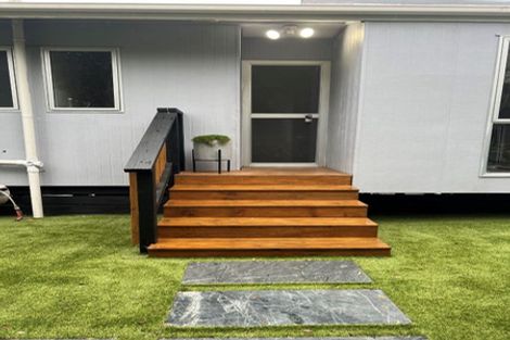 Photo of property in 38 Lilburn Crescent, Massey, Auckland, 0614